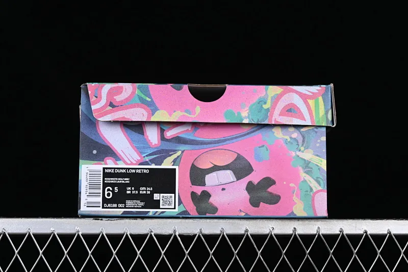 All categories Nk SB Dunk series Nk SB Dunk Low low-top sneakers Nk Dunk Low Panda Prank-Love Cashew Flower SB strap casual sneakers DJ6188-002